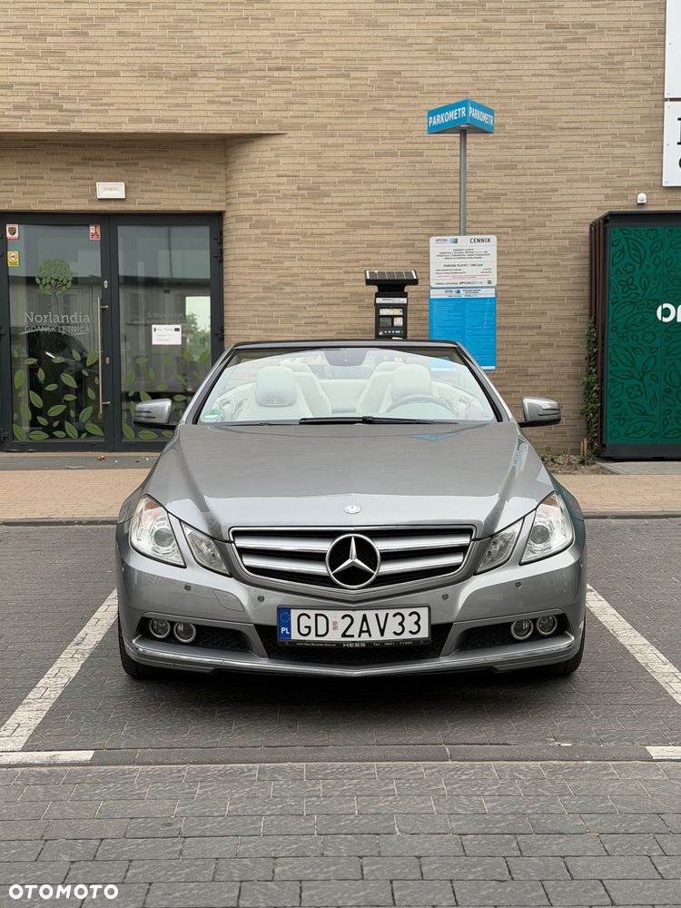 Mercedes-Benz Klasa E - 9