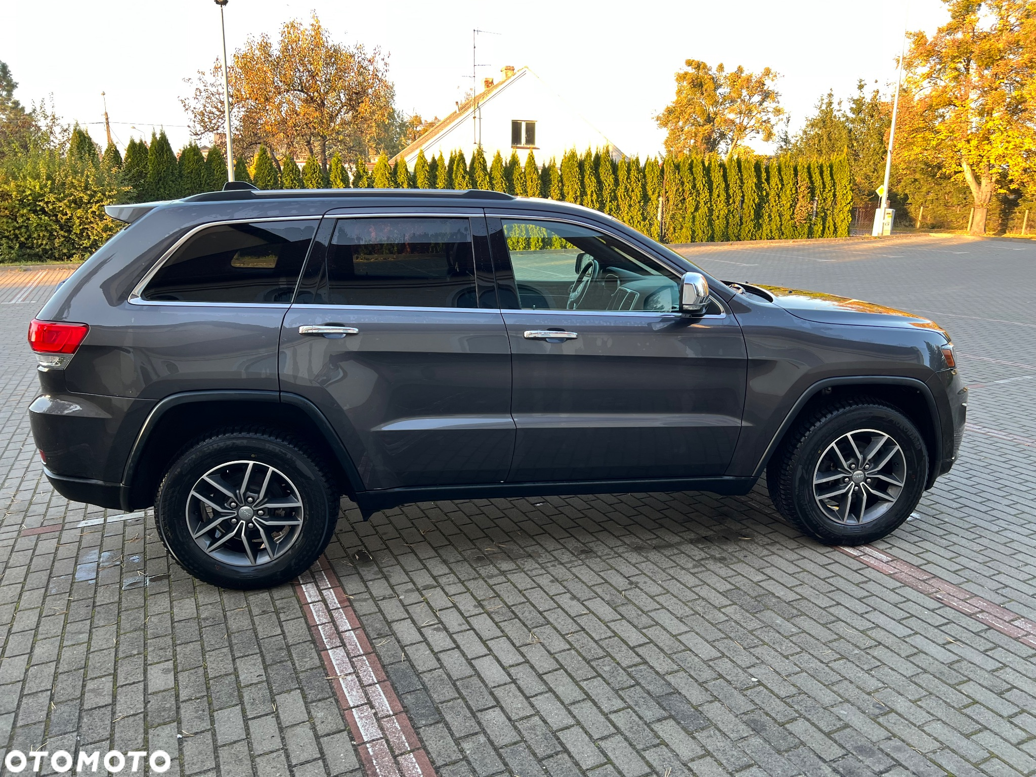 Jeep Grand Cherokee - 3