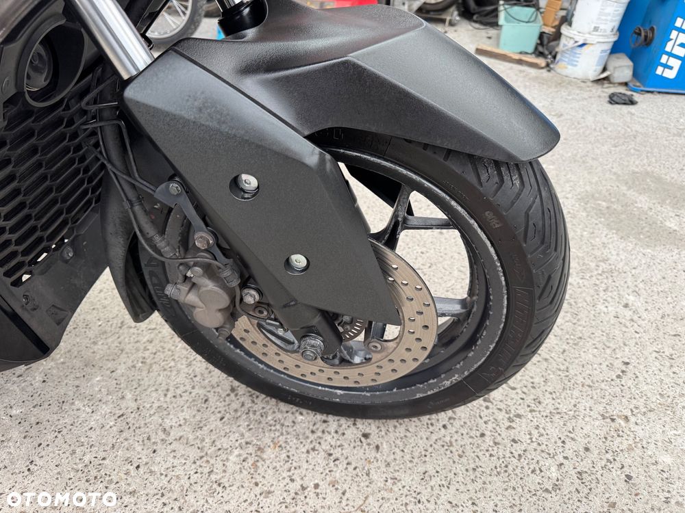 Yamaha X-max - 19