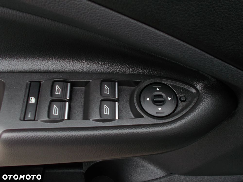 Ford Kuga 1.5 TDCi 2x4 Titanium - 11