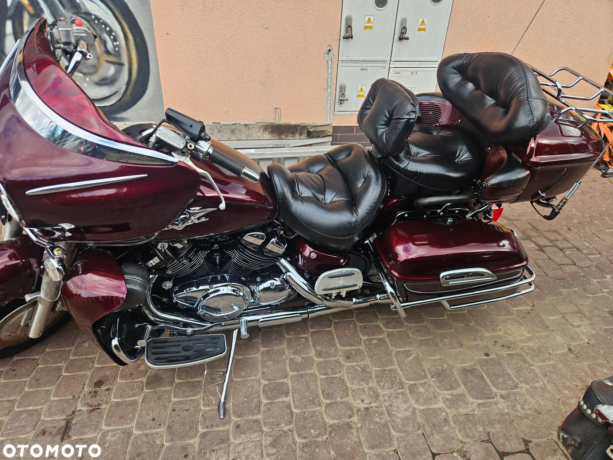 Yamaha Venture - 24