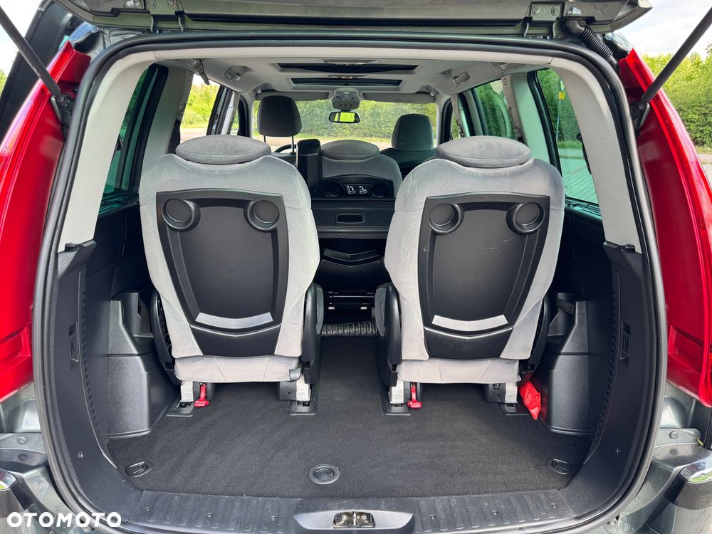 Citroën C8 HDi 165 Exclusive - 8