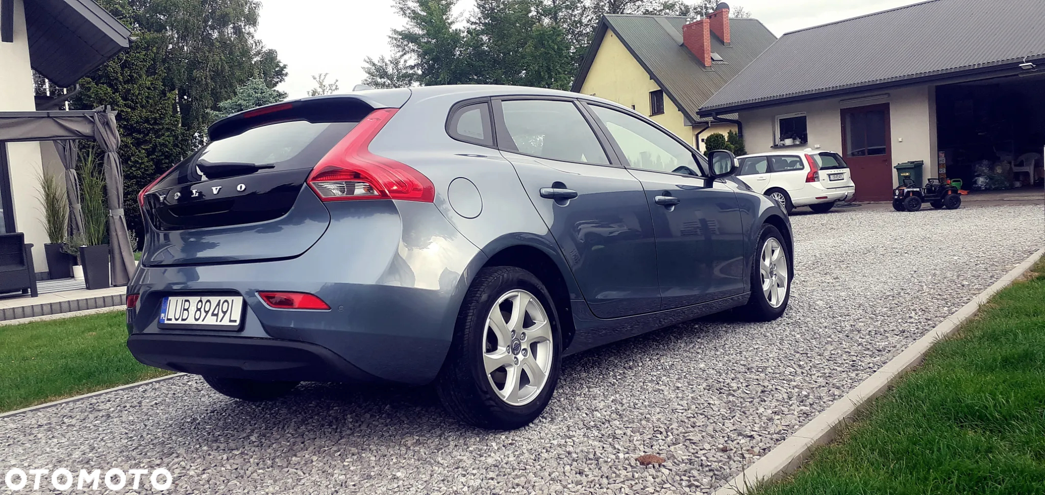 Volvo V40 D2 Momentum - 12
