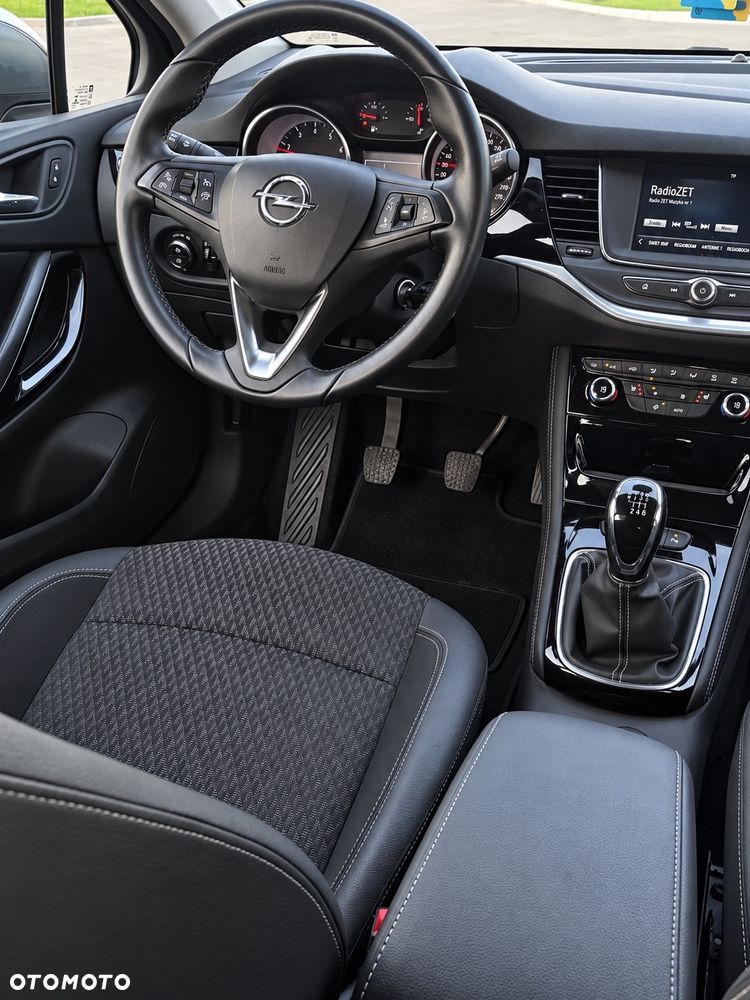 Opel Astra 1.4 T Dynamic - 14
