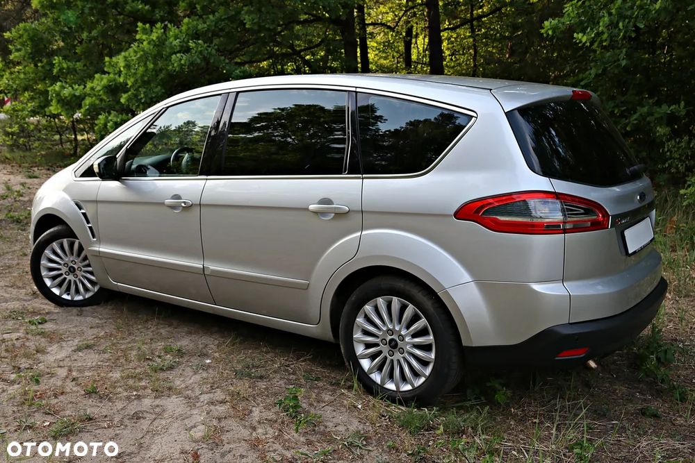 Ford S-Max 2.0 TDCi DPF Champions Edition - 29