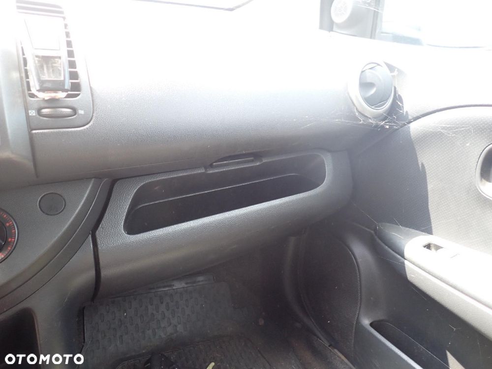 CZĘŚCI - Nissan Note E11 I 1,5 DCI 85KM K9K HB 5D 5B 5MT lakier BW9 BW9G 2006r. INDEX - 10228 - 8