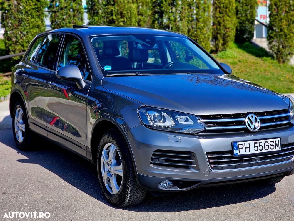 Volkswagen Touareg - 1