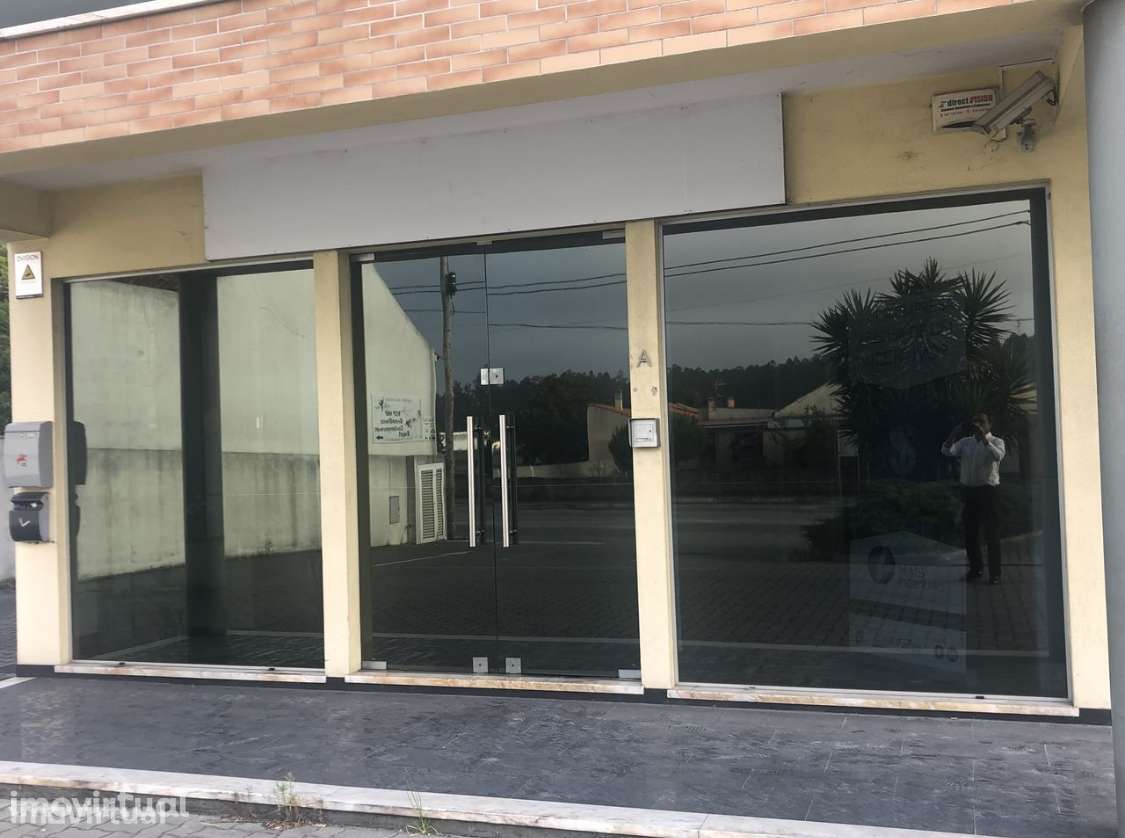 Escritório moderno pronto e funcionar em edifício comercial -serviços. - Grande imagem: 2/18