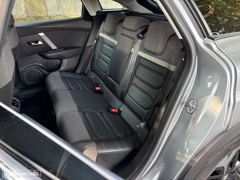 Citroën C4 1.2 PureTech Shine - 10