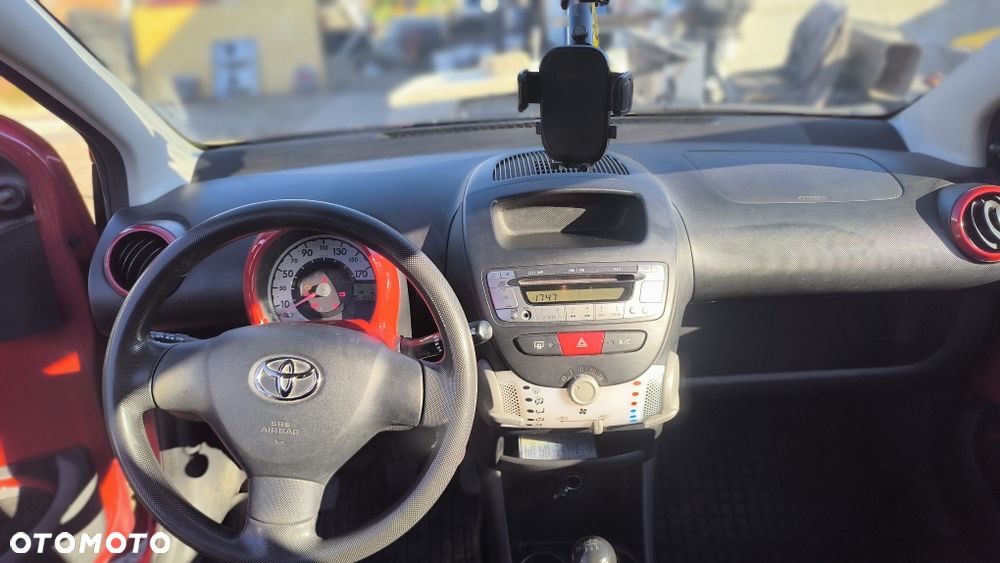 Toyota Aygo - 6