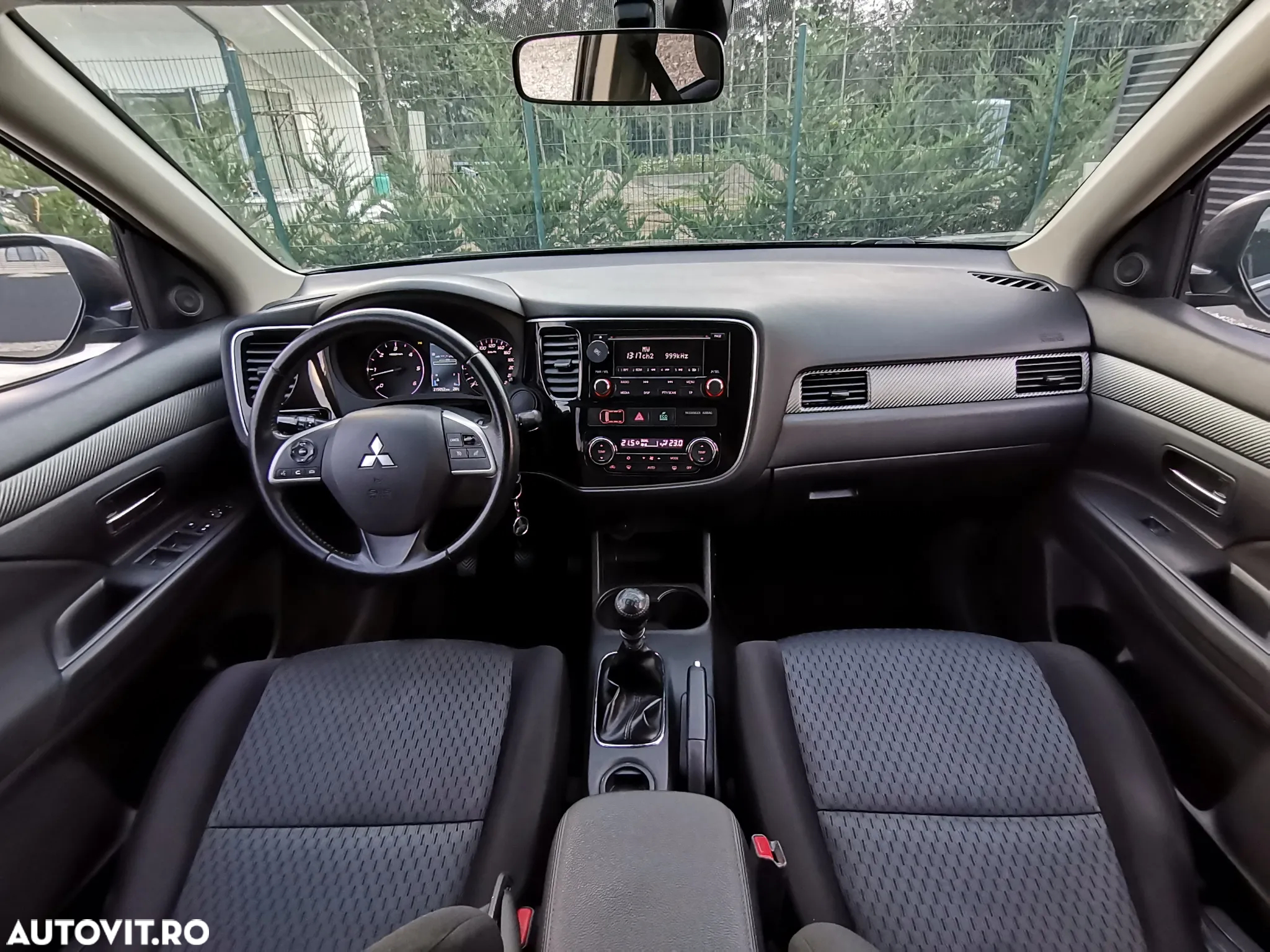 Mitsubishi Outlander 2.2 DI-D 2WD Plus - 5