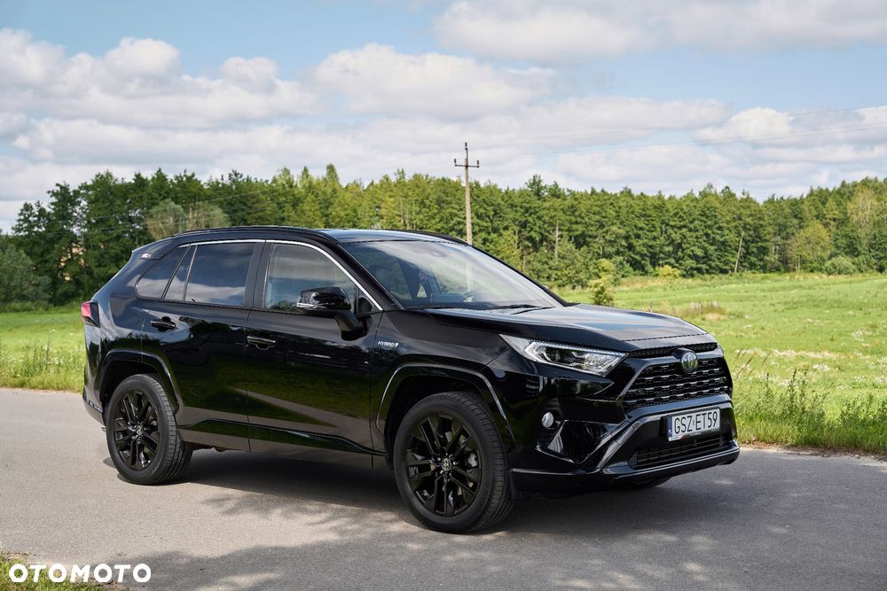 Toyota RAV4 2.5 Hybrid Black Edition by JBL 4x4 - 4