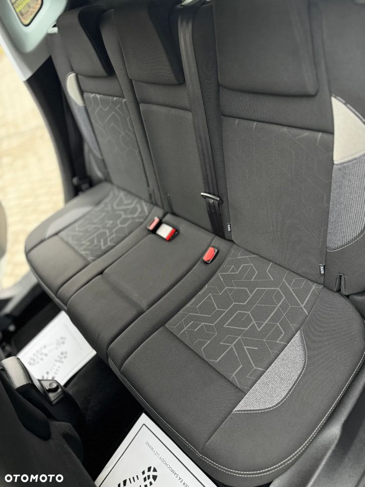 Peugeot 2008 1.6 BlueHDi Style - 26