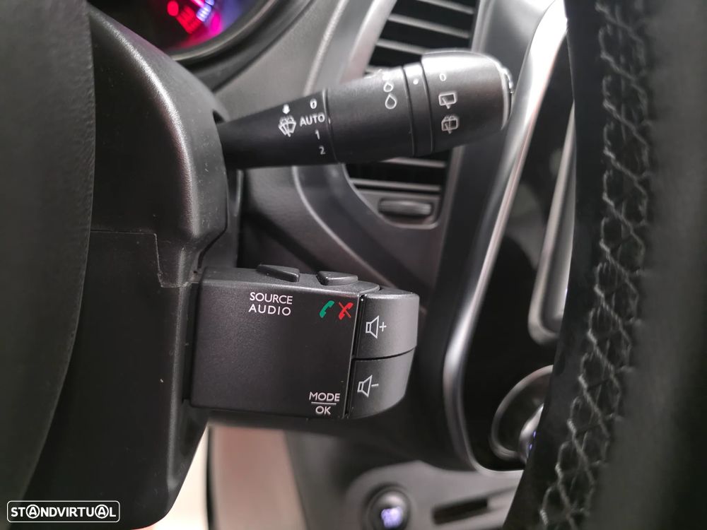 Renault Captur 1.5 dCi Exclusive - 48