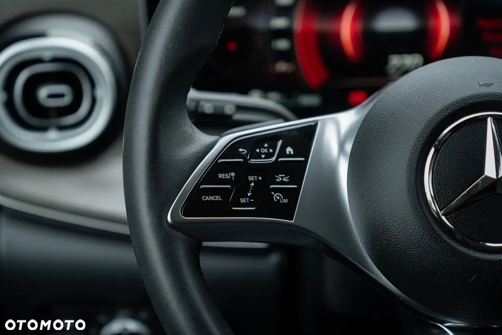 Mercedes-Benz Klasa V 300 d Avantgarde 9G-Tronic (d³ugi) - 33