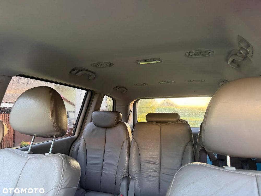Kia Carnival 2.9 CRDi EX - 2
