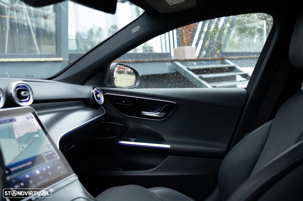 Mercedes-Benz C 300 e Avantgarde - 30