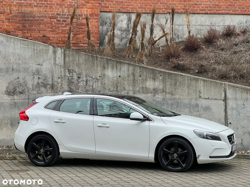 Volvo V40 D2 Summum - 4