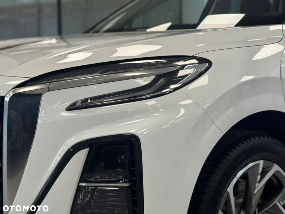 Hongqi HS3 1.5T FWD - 3