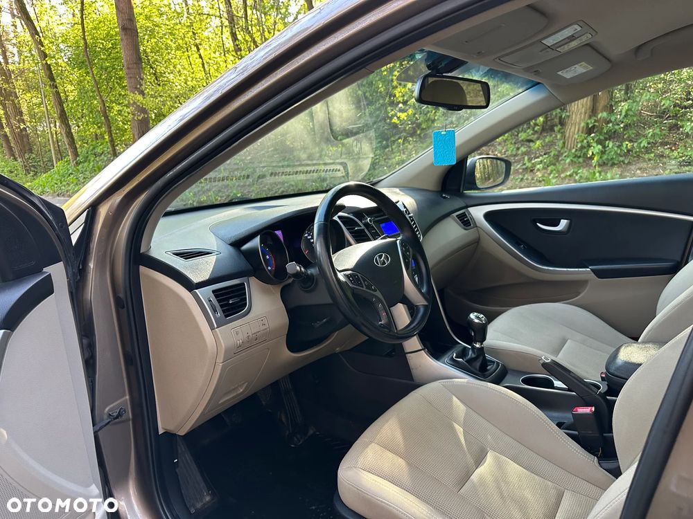 Hyundai i30 1.6 CRDi BlueDrive Go - 8