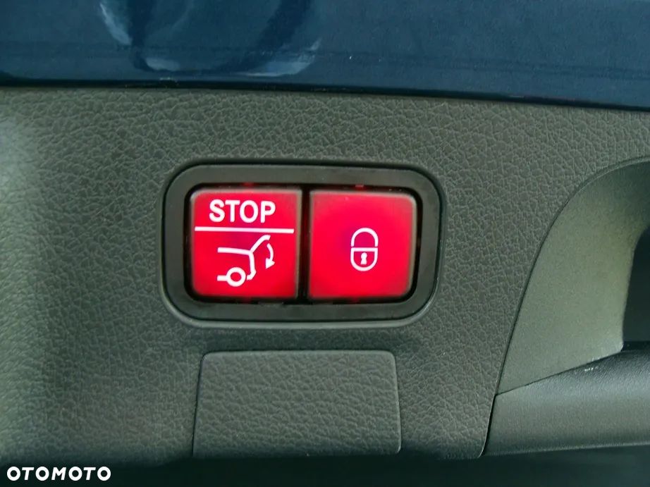 Mercedes-Benz CLA 250 e PHEV Progressive 8G-DCT - 29