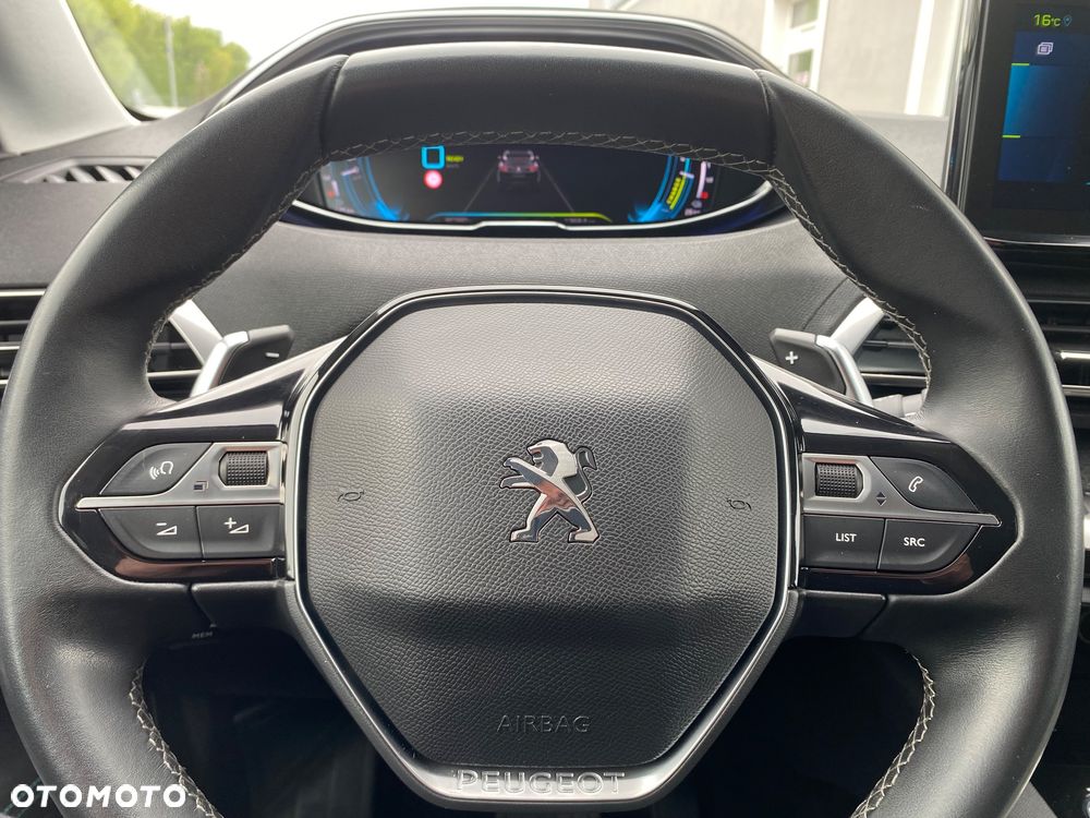 Peugeot 3008 1.6 PureTech Hybrid PHEV Allure Pack S&S EAT8 - 37