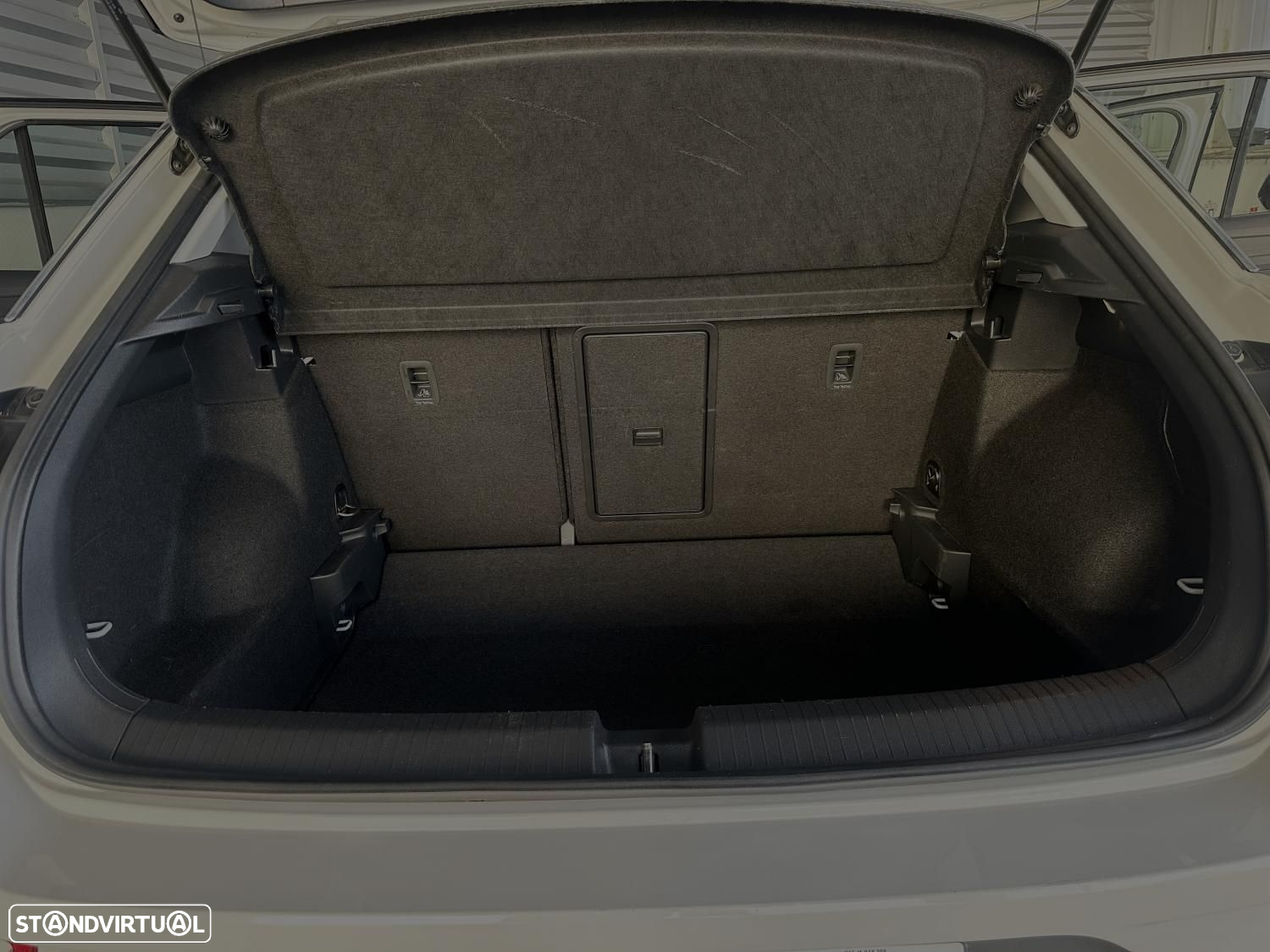 VW T-Roc 1.0 TSI Style - 34