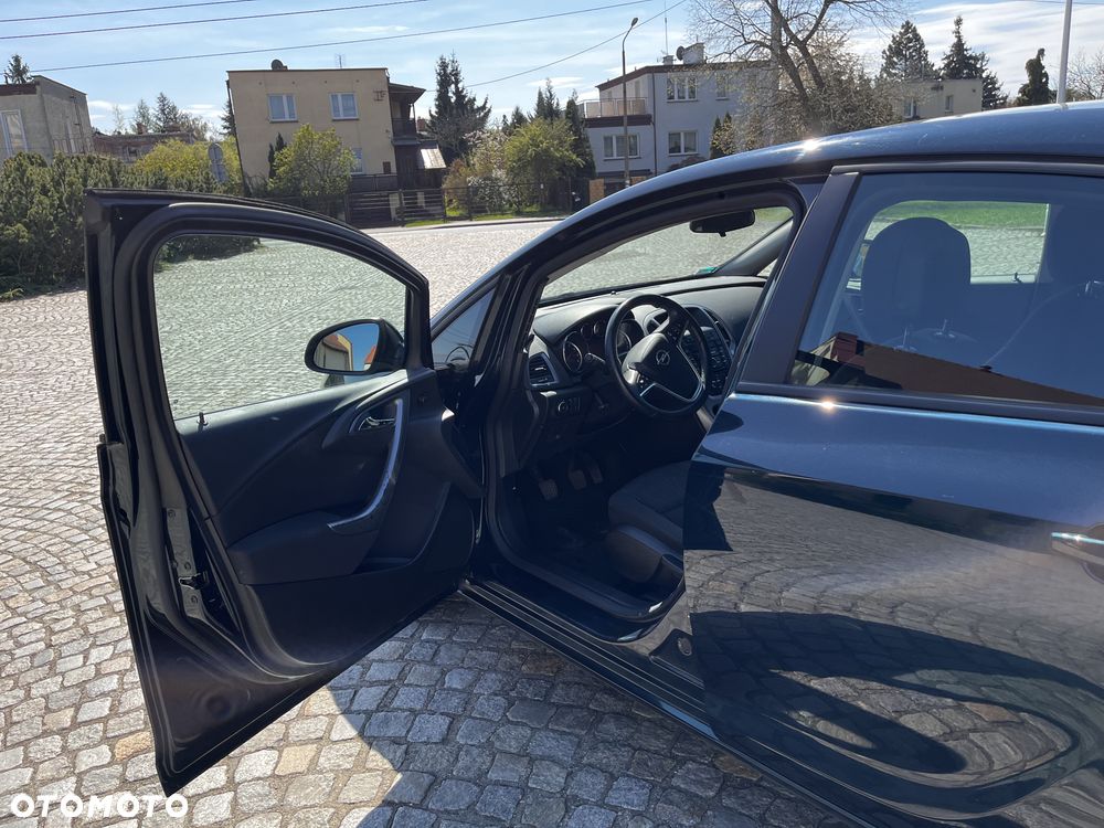 Opel Astra 1.4 T Enjoy - 8