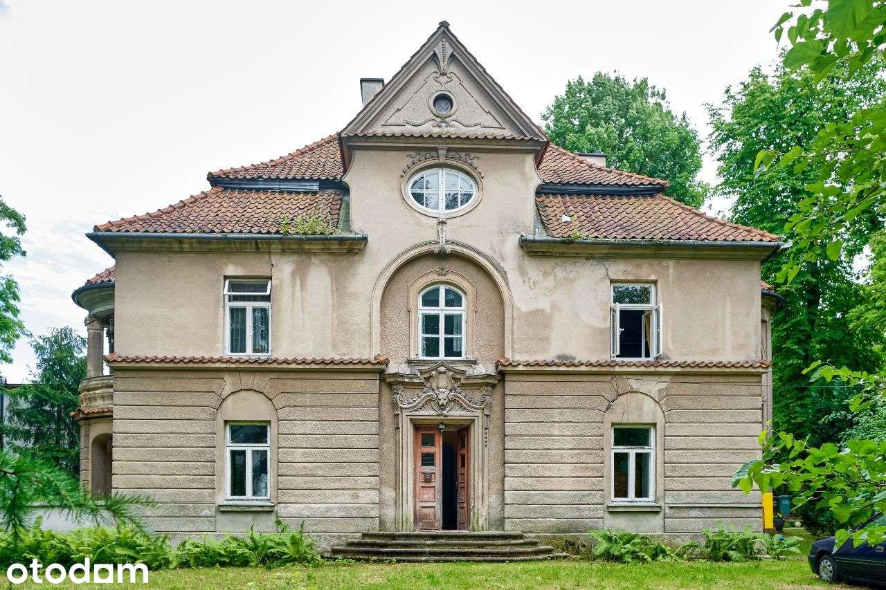 NEOKLASYCYSTYCZNA WILLA, Starodrzew, duża działka - Pełny obrazek: 2/20