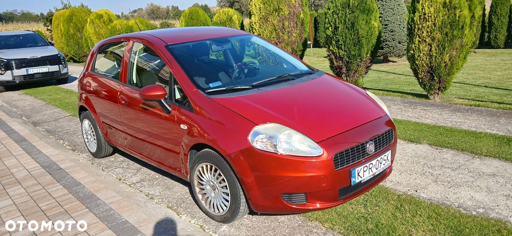 Fiat Punto 1.4 16V Dynamic - 4