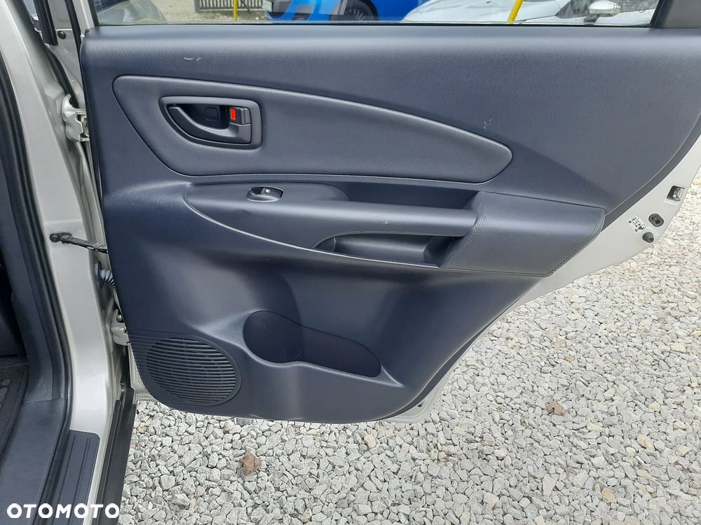 Hyundai Tucson 2.0 CRDi VGT 2WD GLS - 27