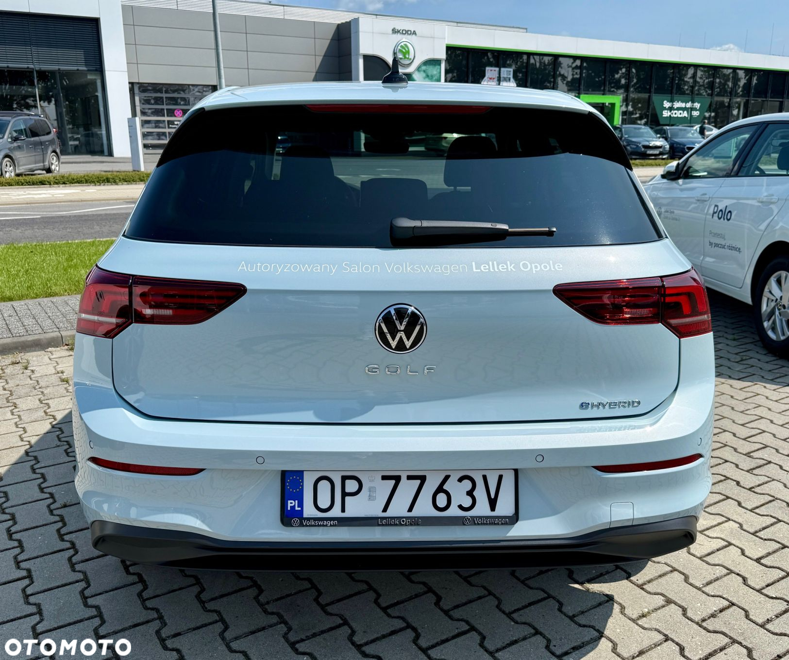 Volkswagen Golf - 8