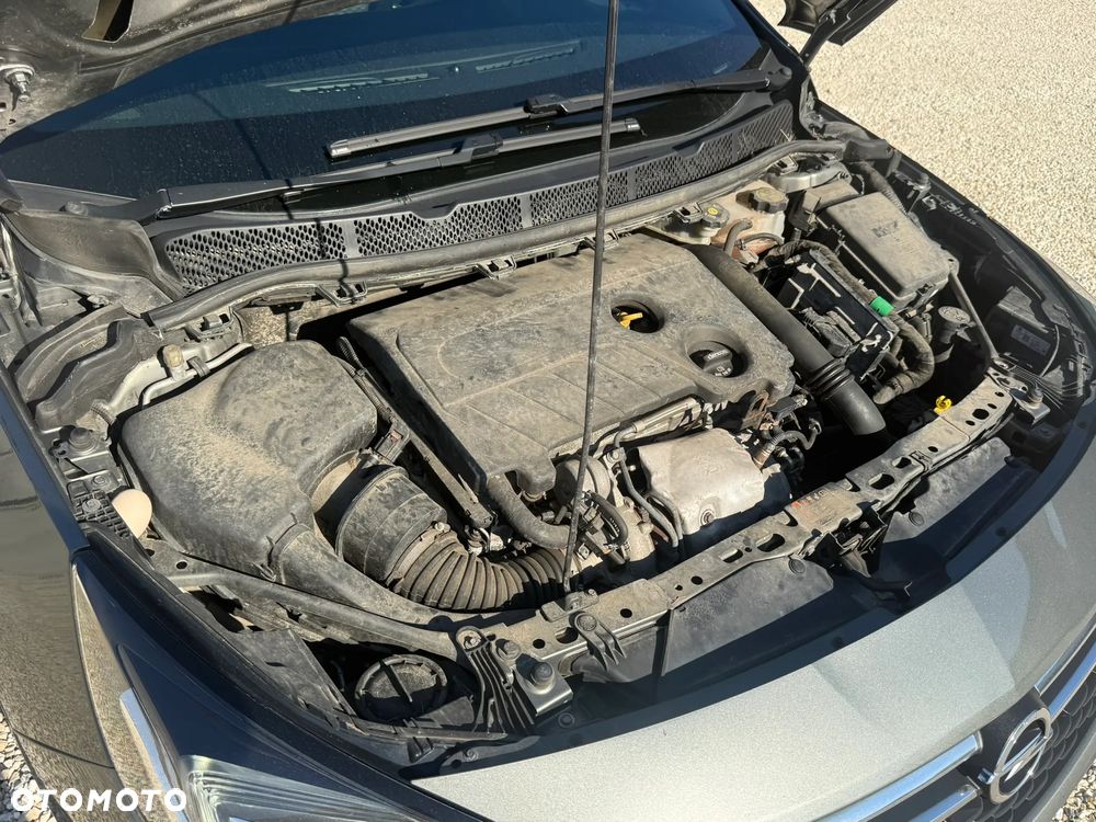 Opel Astra 1.6 T GPF Dynamic S&S - 21