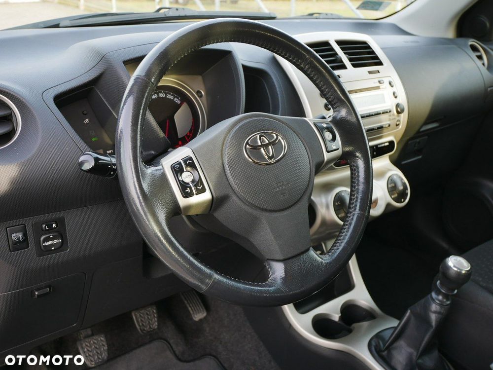 Toyota Urban Cruiser 1.4 D-4D 4x2 Life - 13