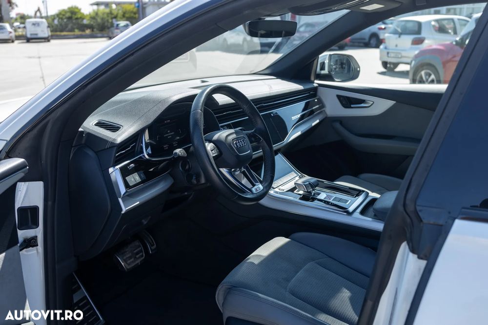 Audi Q8 3.0 55 TFSI quattro Tiptronic MHEV - 11
