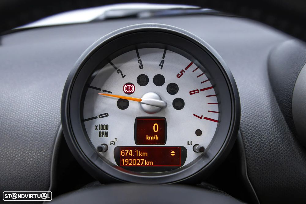 MINI Countryman Cooper D - 26