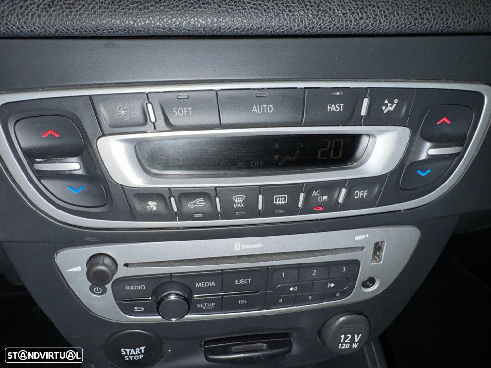 Renault Mégane dCi 90 FAP Paris - 18