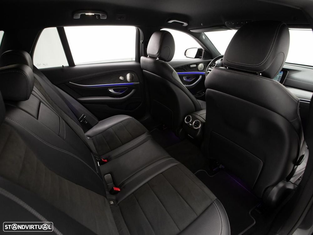 Mercedes-Benz E 300 de AMG Line - 11