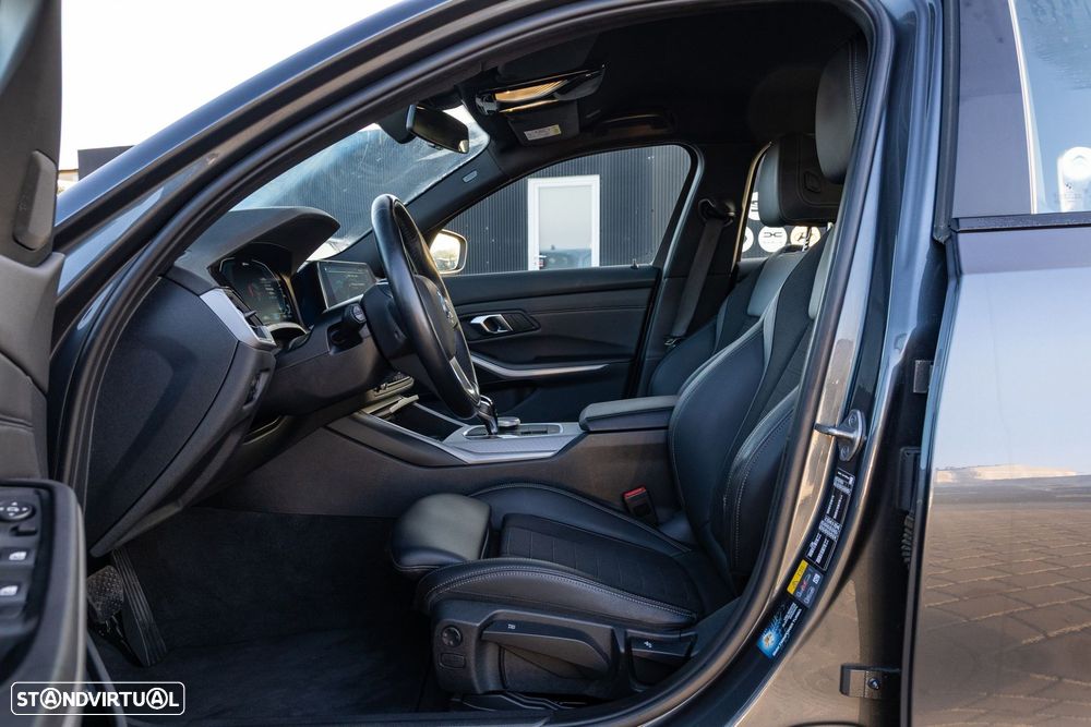 BMW 320 e Auto - 12