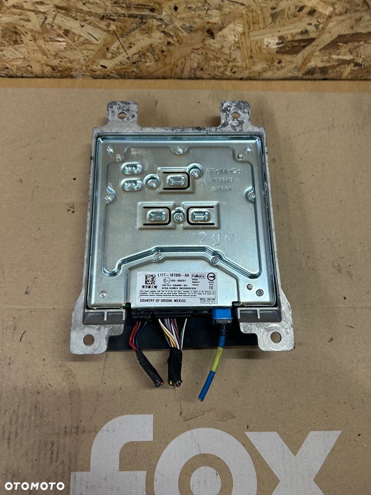 Ford Fiesta mk8 wzmacniacz radia L1TT-18T806-AA - 2