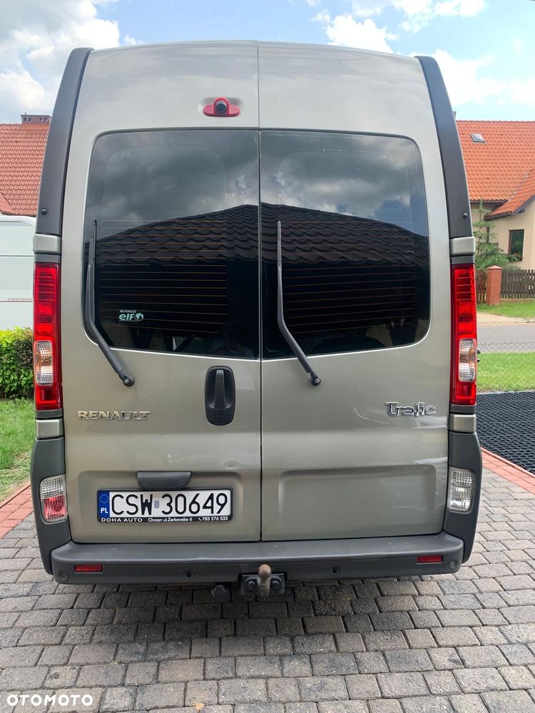 Renault Trafic - 2