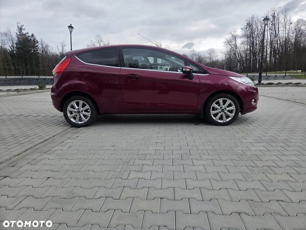 Ford Fiesta - 9
