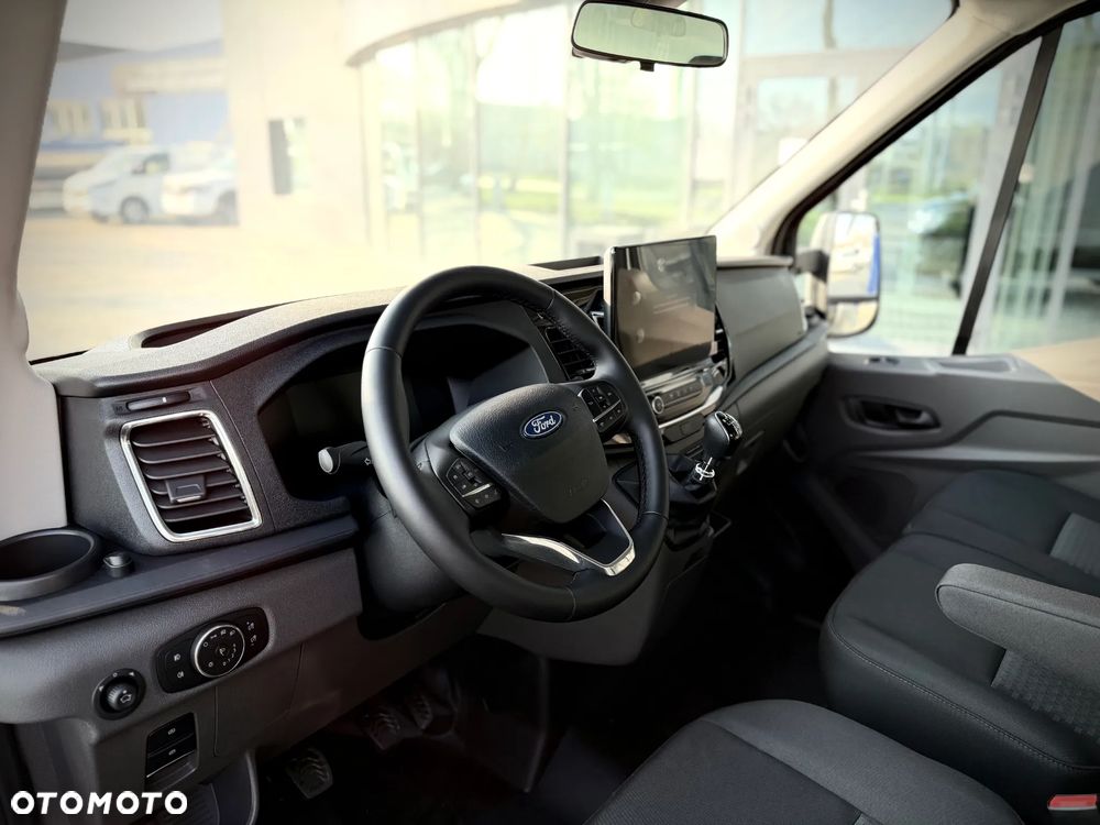 Ford Transit - 17