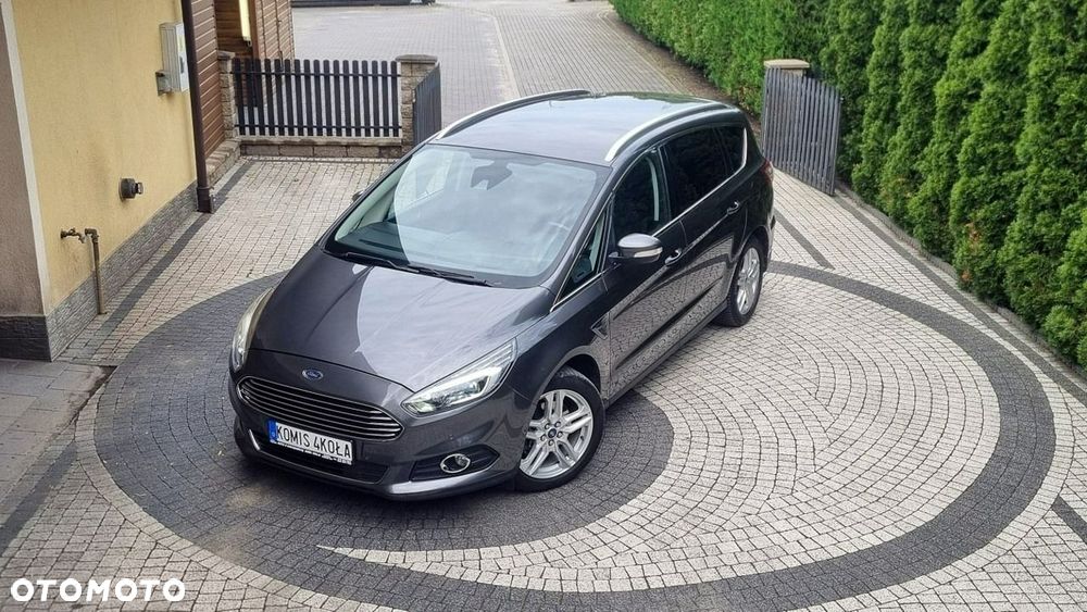 Ford S-Max - 24