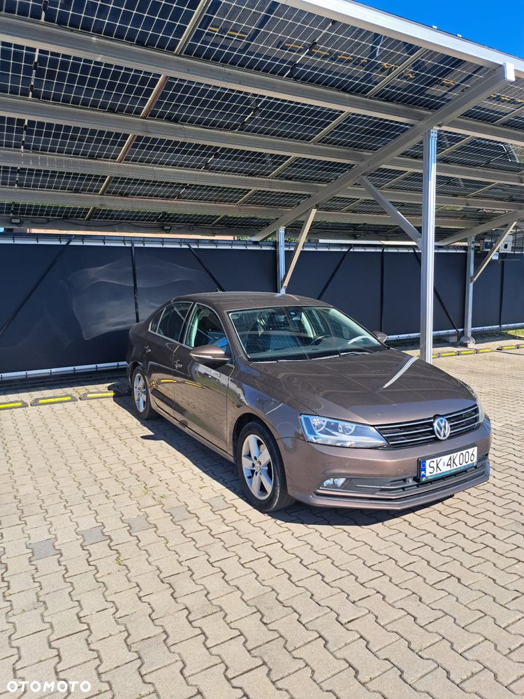 Volkswagen Jetta 1.2 TSI BlueMotion Technology Trendline - 1