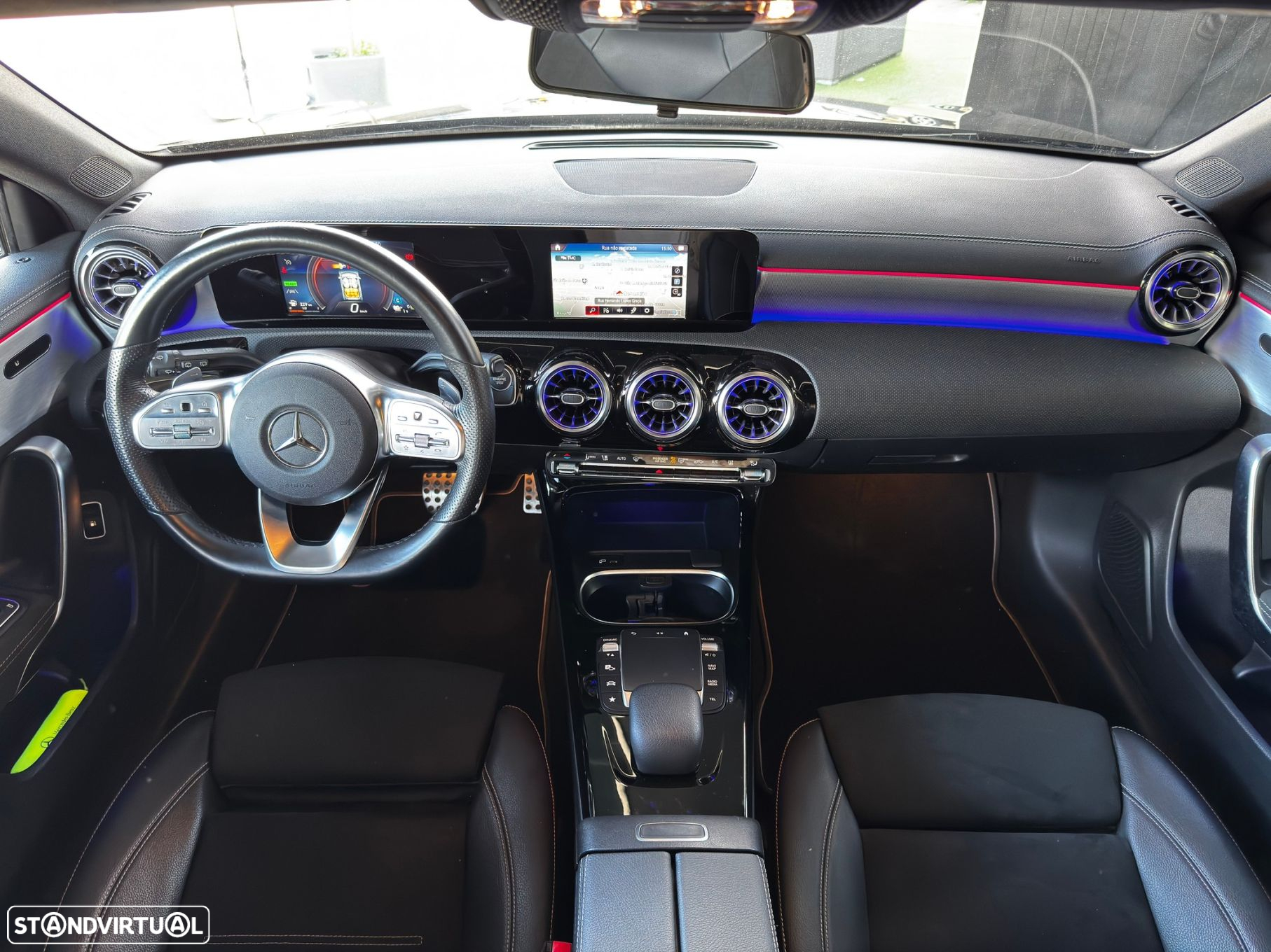 Mercedes-Benz A 250 e AMG Line - 17