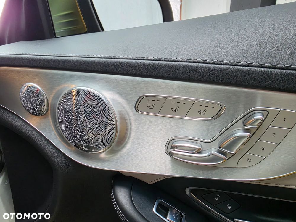 Mercedes-Benz Klasa C AMG 63 S AMG Speedshift 7G-MCT Edition 1 - 13