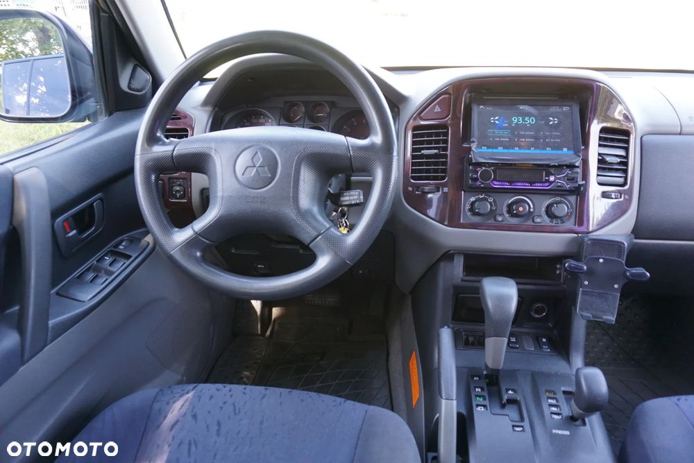 Mitsubishi Pajero 3.2 DID 7os (lea) - 14