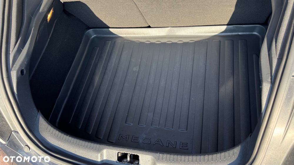 Renault Megane TCe 180 Luxe - 34