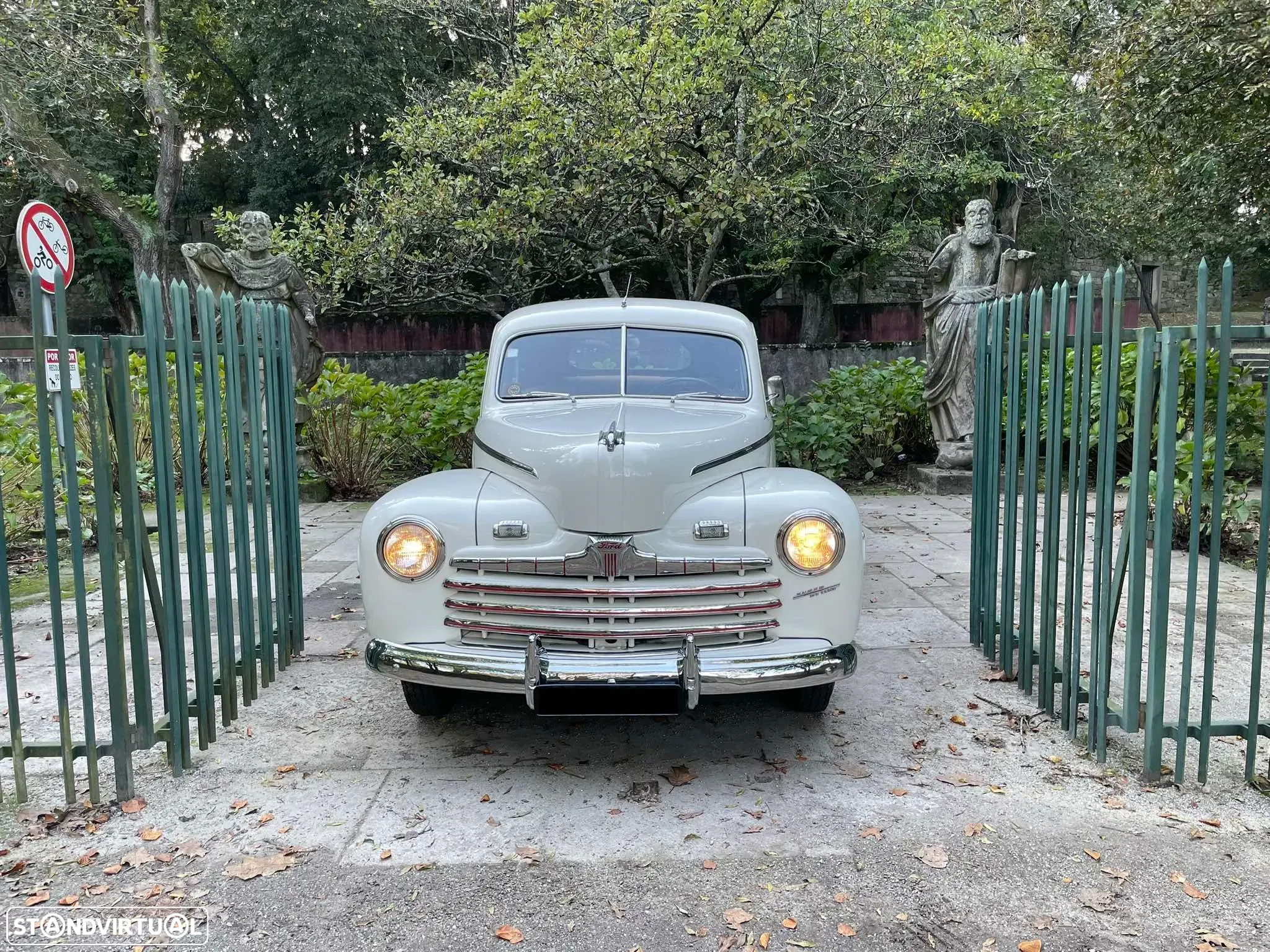 Ford Super De Luxe Coupe V8 100cv - 36